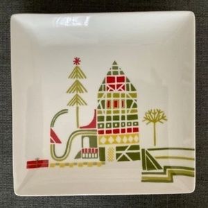 Crate & Barrel Yule Town by Julia Rothman appetizer/salad/dessert plate